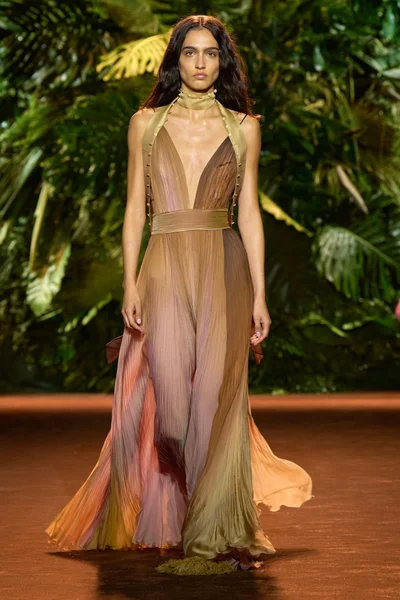 Look 36